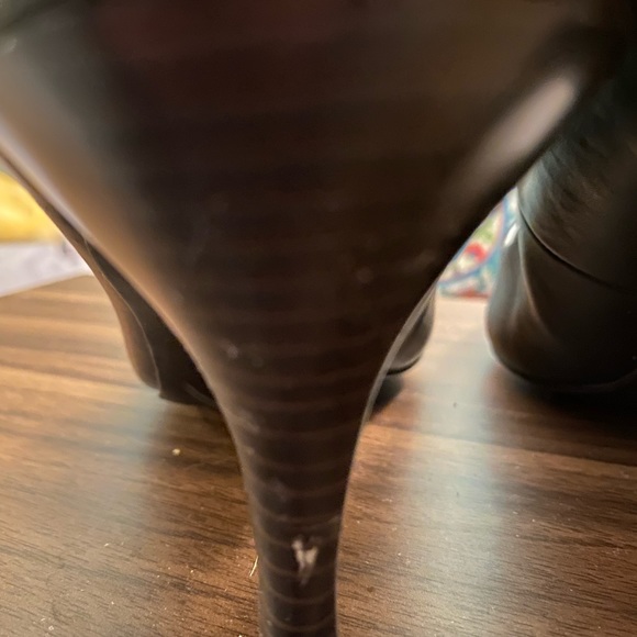 Black Medina Heels. - Picture 3 of 6